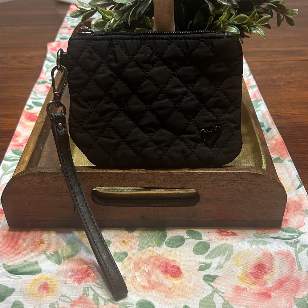 Quilted Classic Black Wristlet